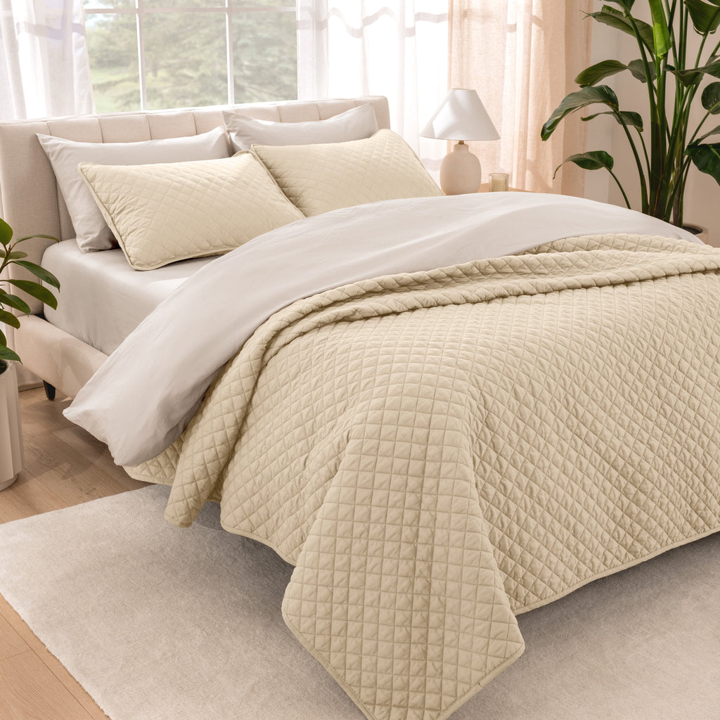 Bare Home Sand Diamond Stitched Quilt, Full/Queen - Hypoallergenic