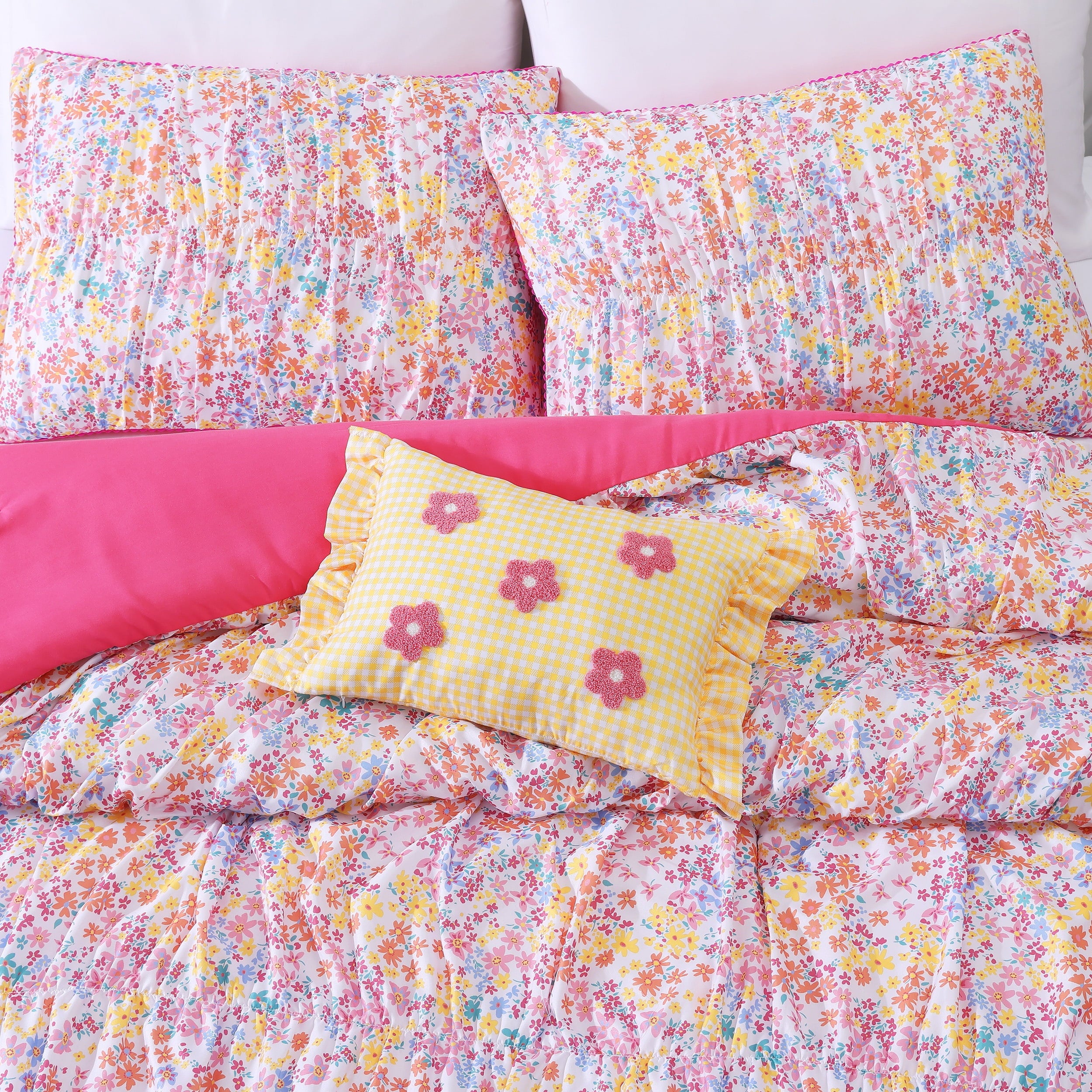 Garden Posies Pink 3-Piece Embellished Soft Microfiber Comforter Set - Twin